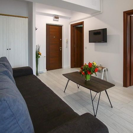 Fratelli Apartments Summerland Mamaia Kültér fotó