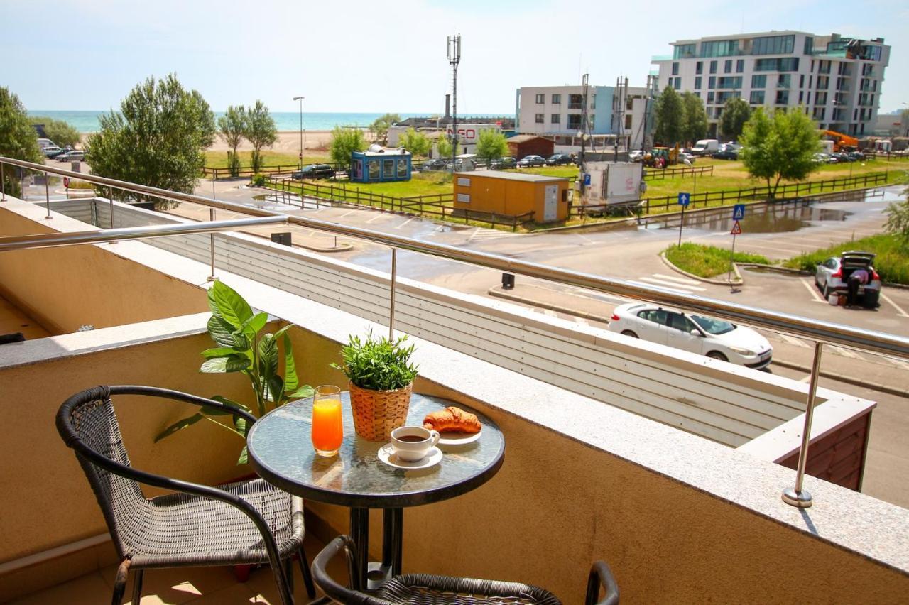 Fratelli Apartments Summerland Mamaia Kültér fotó