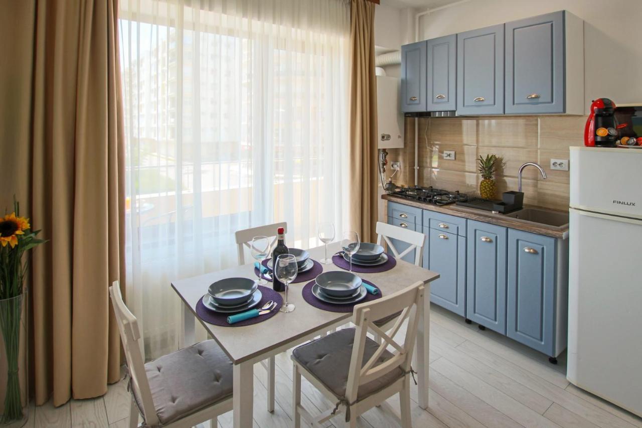 Fratelli Apartments Summerland Mamaia Kültér fotó